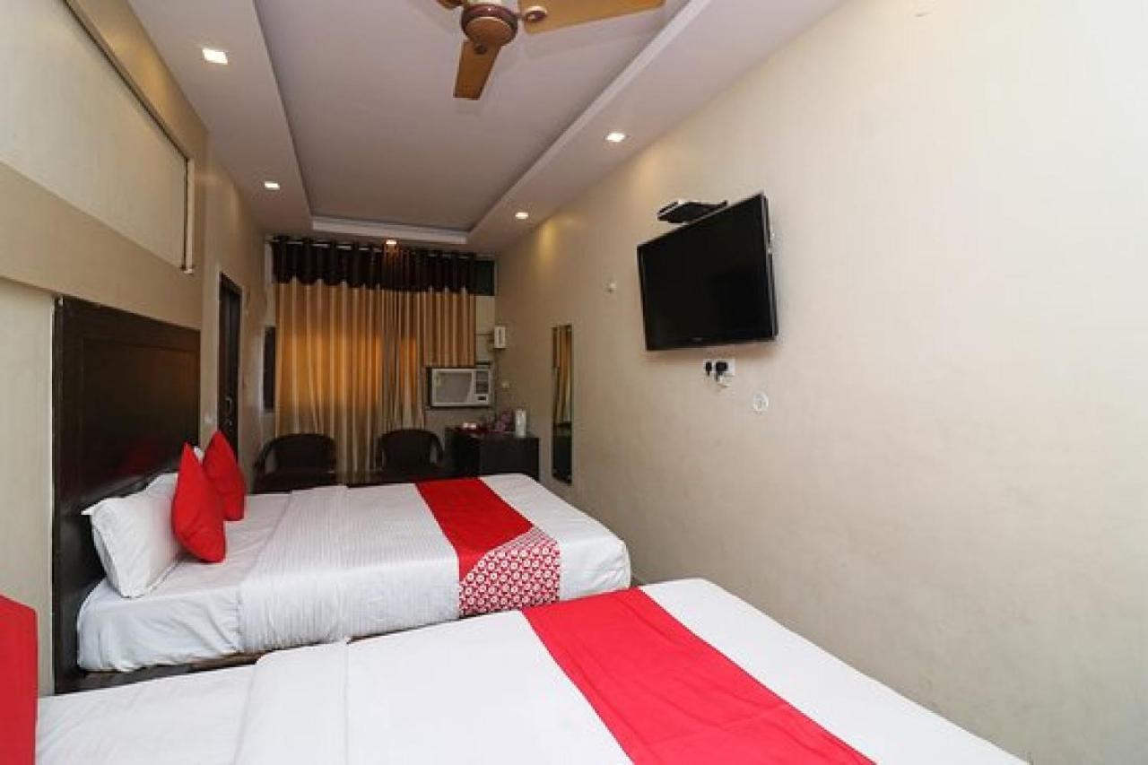 Capital O Hotel Surya Continental Лакхнау Экстерьер фото
